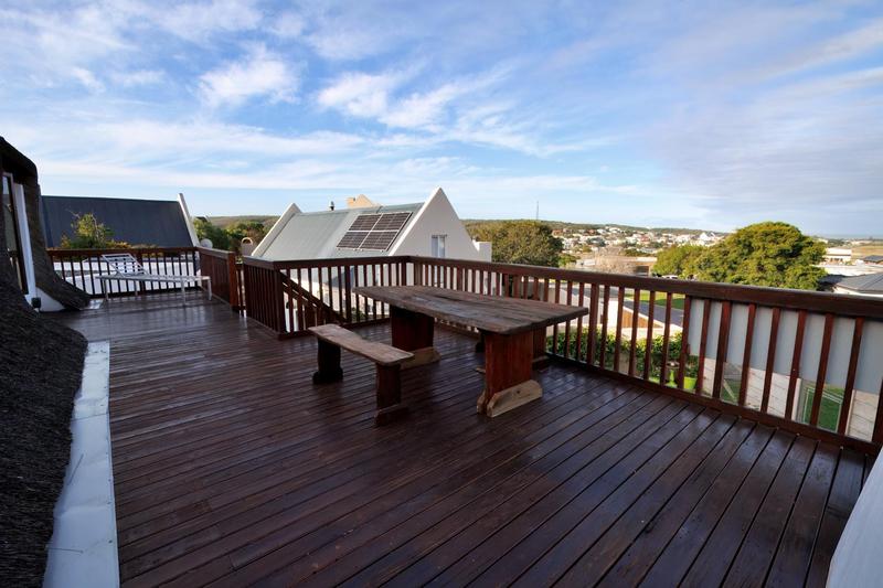 5 Bedroom Property for Sale in Stilbaai Wes Western Cape